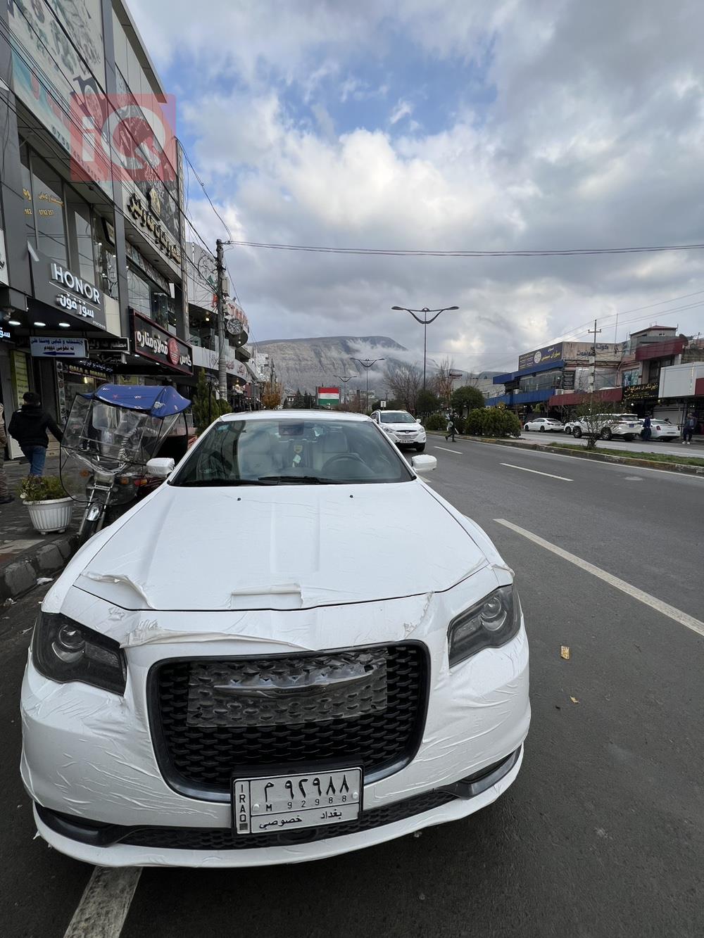کرایسلەر 300